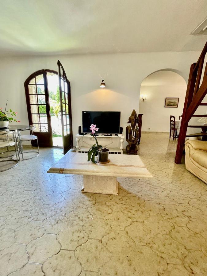 Maison En Provence Avec Piscine Le Beausset Exterior foto